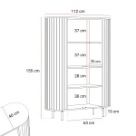 Technische Skizze der Vitrine Linnea (4D), die die genauen Abmessungen und die Innenaufteilung für eine optimale Raumplanung darstellt.