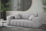 Elegantes Raumkonzept mit dem hellgrauen Sofa Balia in der kompakten 2-Sitzer Variante aus dem Chenille-Stoff Perfect Harmony 80.