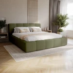 Gemütliches Schlafzimmer mit dem olivgrünen Polsterbett Ferento 140x200 cm, das die weiche Textur des Plüschstoffs hervorhebt.