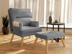 Frontalansicht des Relax-Sessel NEMO Sets inklusive Hocker mit weichem Poso Cord Bezug, stilvoll arrangiert in einem modernen Wohnzimmer.