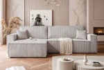 Frontalansicht des Ecksofas PARIS XL (276x145 cm) mit weichem Poso Cordstoff, stilvoll arrangiert in einem modernen Wohnzimmer.