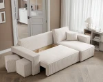 Das ausgeklappte Schlafsofa PARIS (262x145 cm) aus Poso Cord und Centaur Bouclé mit geöffnetem, integriertem Bettkasten für zusätzlichen Stauraum, begleitet von den 2 Sitzwürfeln.