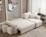 : Das L-Form Sofa PARIS (262x145 cm) aus Poso Cord und Centaur Bouclé, hier zusammen mit den 2 Sitzwürfeln ausgeklappt zur praktischen Nutzung als komfortables Schlafsofa.
