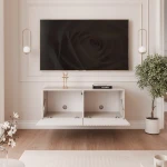 Das hängende TV-Lowboard ANGEL 100 mit geöffneter Front, das den praktischen Stauraum für Multimedia-Geräte und Zubehör zeigt.