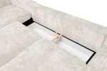 Die ausgeklappte Wohnlandschaft SELLO U-Form aus Flow (Chenille) Stoff mit geöffnetem, integriertem Bettkasten, der praktischen Stauraum für Kissen und Decken bietet.