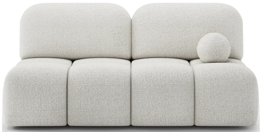 Frontale Ansicht des Sofas im edlen Stoff Royal 01, sauber freigestellt auf weißem Hintergrund.