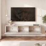 Geöffnetes TV-Lowboard Zalia Kaschmir mit glatter Front, Gasdruckfedern und Push-to-Open sichtbar.